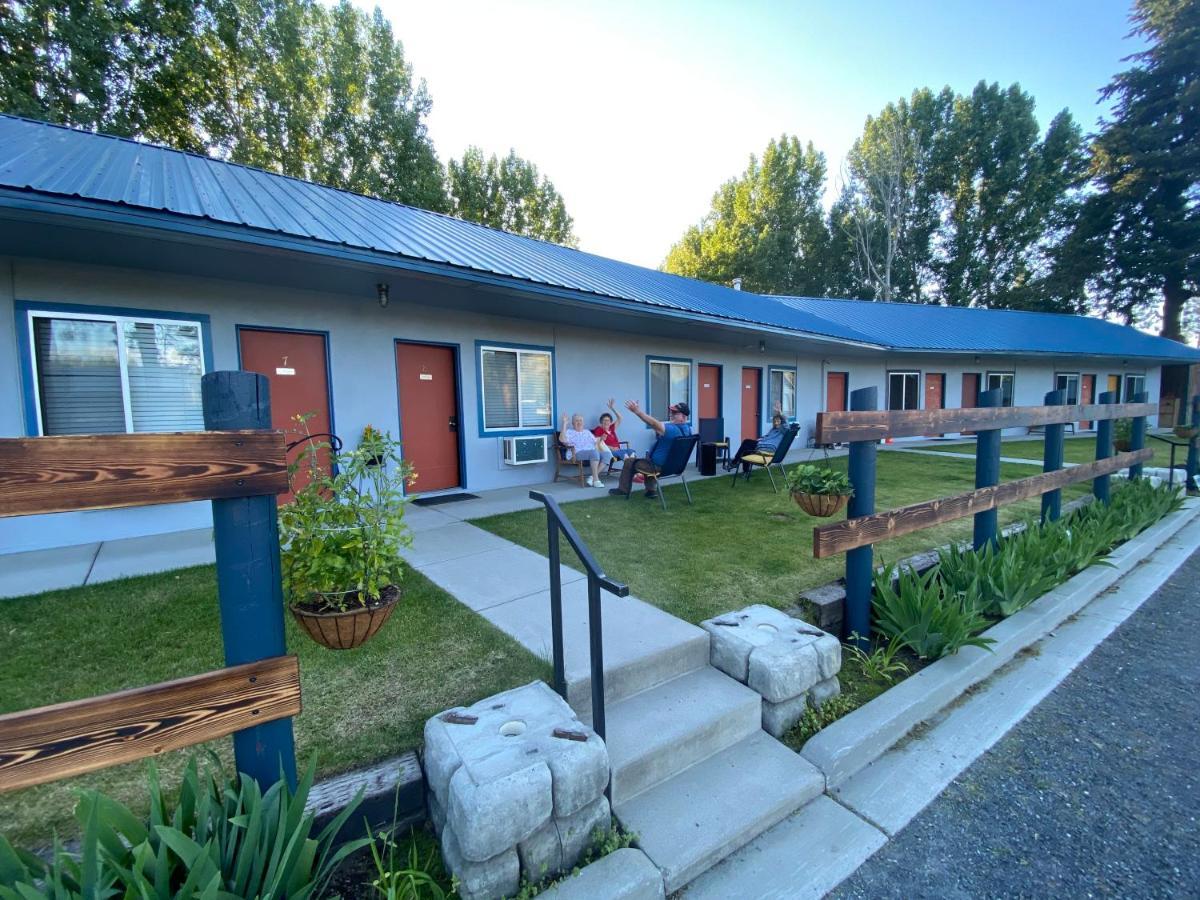 Columbia Point Resort Kettle Falls Exterior photo